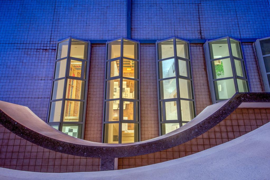 Arcom Palace Помеция Екстериор снимка