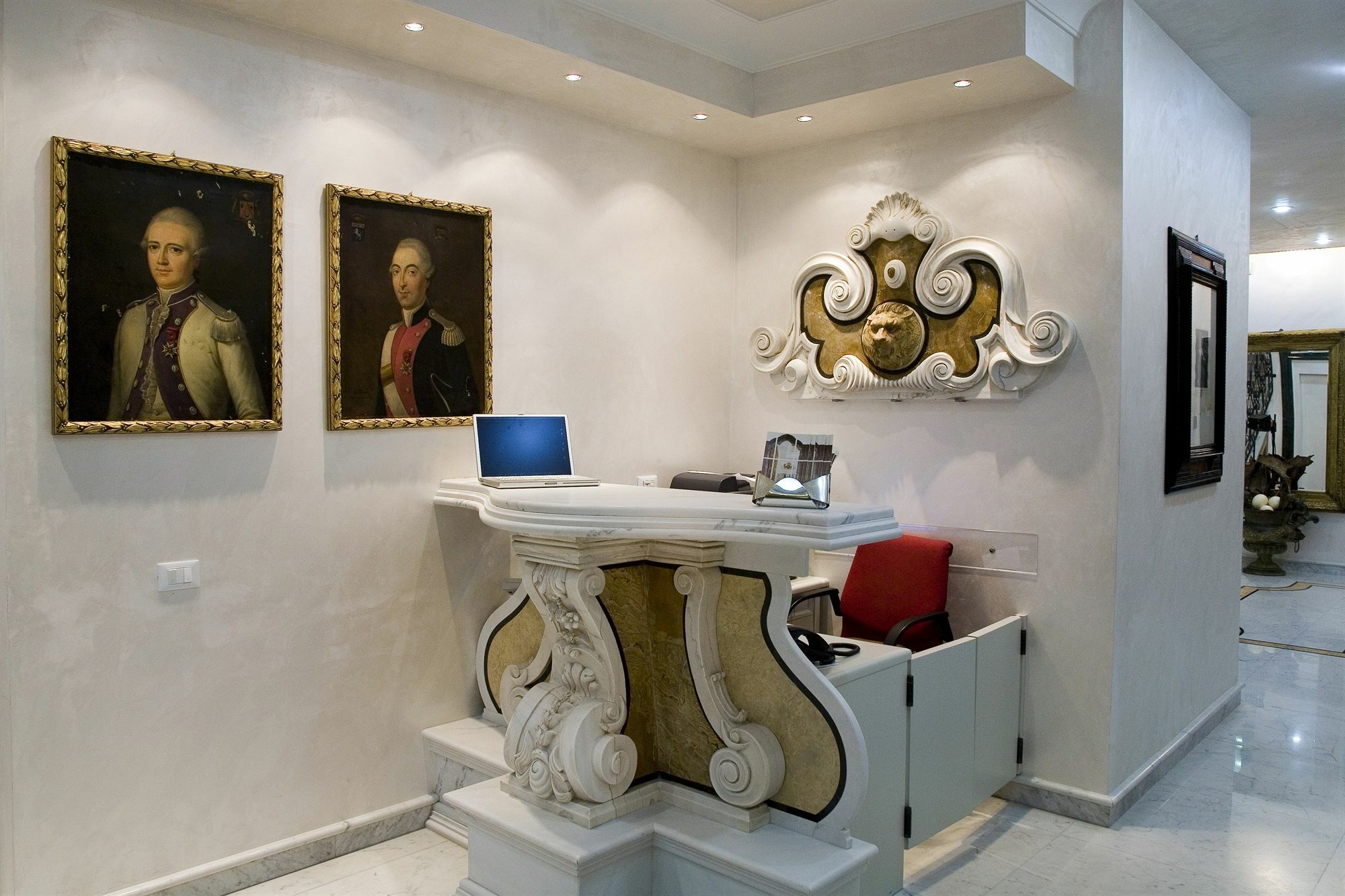 Arcom Palace Помеция Екстериор снимка